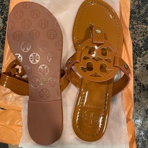 Size 8.5 brown sandals, new, never worn